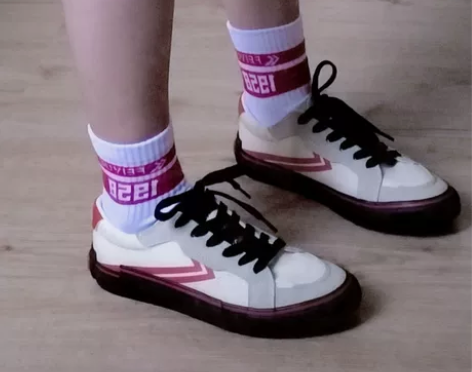 飞跃帆布鞋没穿闲置39码 感兴趣的话点“我...