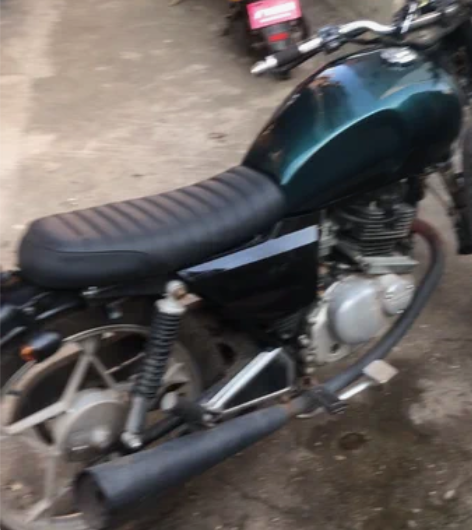 铃木改复古摩托车 感兴趣的话点“我想要”和...