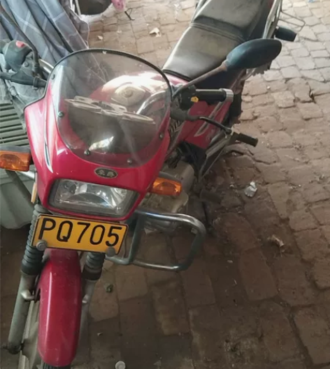 个人一手豪爵银豹125摩托车 时表1200...