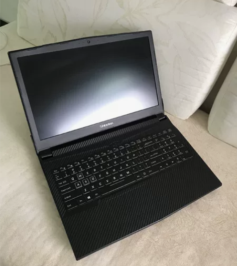 炫龙游戏本i5 8400处理器 GTX10...