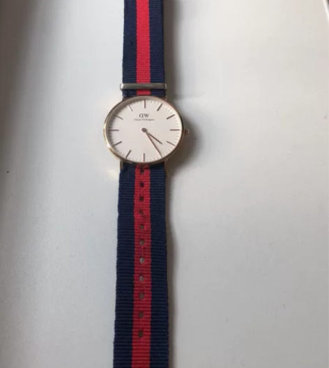 朋友送的Dw手表，有使用痕迹，原价1400...