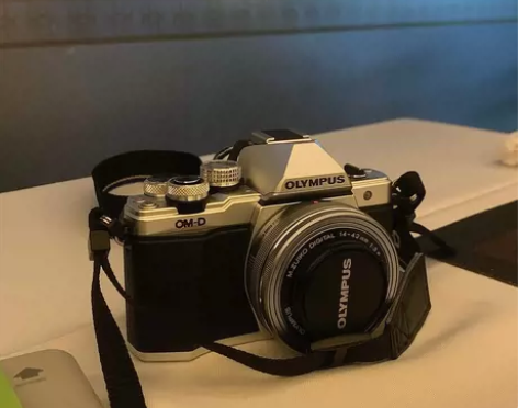 [相机]：奥林巴斯EM10 二代 成色：有...