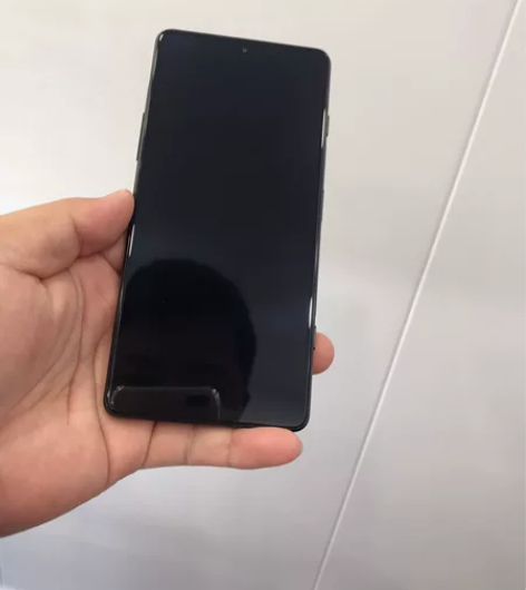 出一台小姐姐自用红米k40增强版8+128...