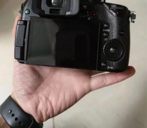 松下gh4，微单4/3画幅17.3*13....