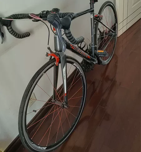 一手美利达公路自行车，几乎全新，骑过2-3...