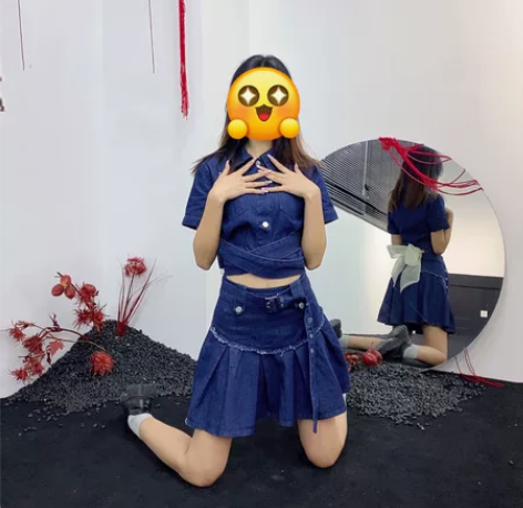 2022同款辣妹牛仔套装夏，背后有蝴蝶结，...