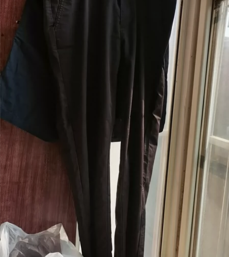 休闲裤 感兴趣的话点“我想要”和我私聊吧~