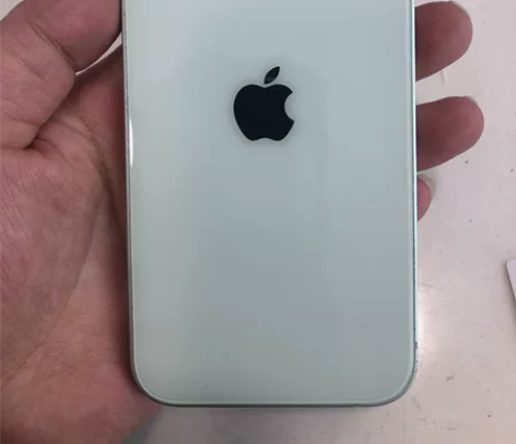 苹果12 128G 成色见图 便宜卖 感兴...