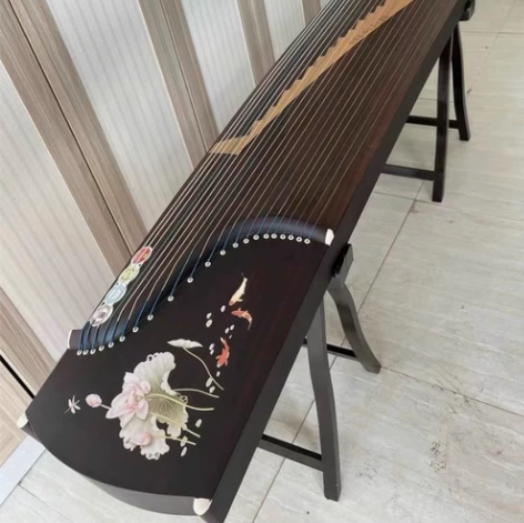 艺术生自用考级古筝5000多入手的没怎么用...