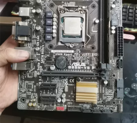 技嘉B85主板套装，i5 4460处理器，...