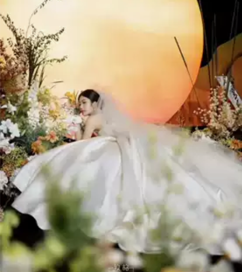 定制灯箱 定制太阳灯 节庆装饰道具 婚庆装...