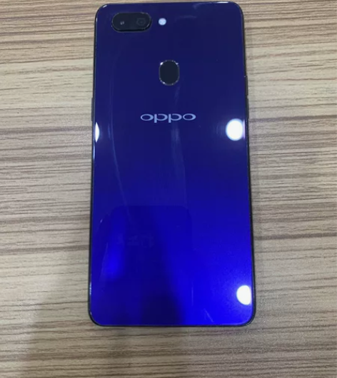 低价出售OPPOR15手机 6G+128G...