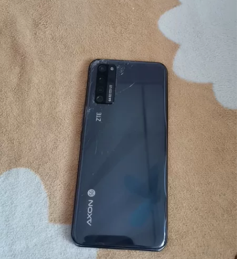 中兴天机a20出售，axon20全网通8+...