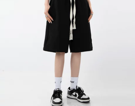 LOLA 街头潮牌短裤女2022夏季抽绳休...