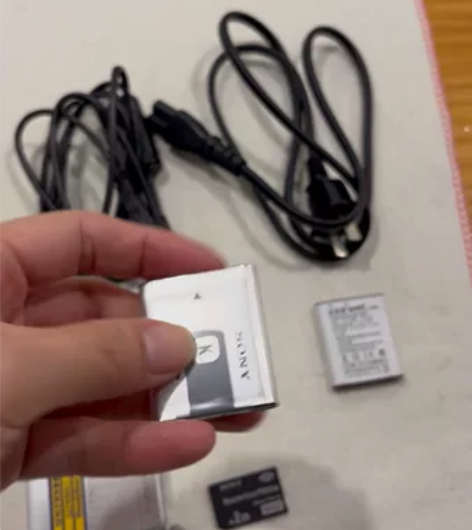索尼数码相机自用闲置，成色新，可正常使用，...