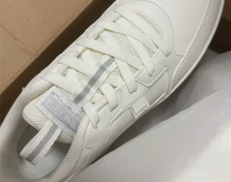 安踏板鞋 全新 有鞋盒 38.5 有...