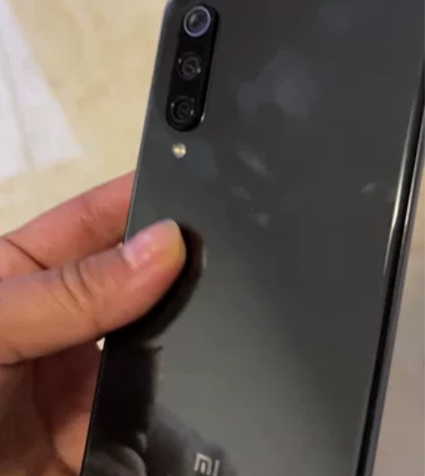 出小米9se，自用的，换新手机了，电池不太...