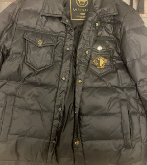 全新男士羽绒外套,但是吊牌不在啦,175尺...