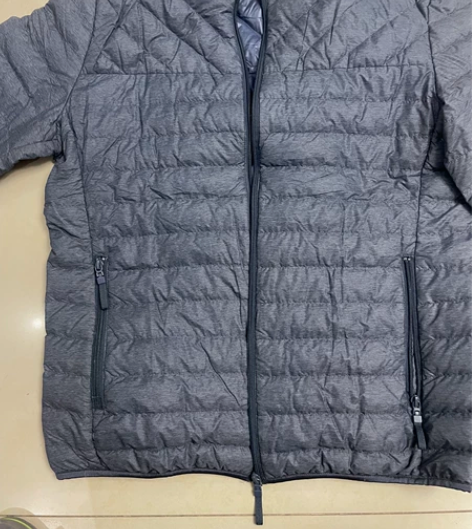 个人闲置海澜之家薄款男士羽绒服一件，  成...