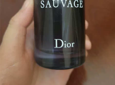 dior香水 朋友欠米跑路，卖抵自提/邮寄...