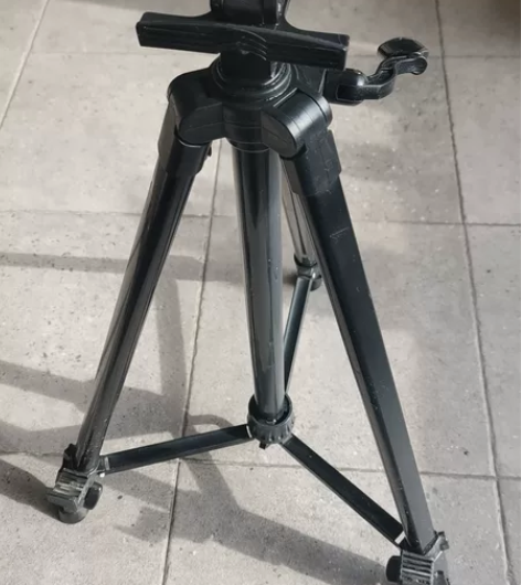 培训机构手摇画架处理,数量多。 感兴趣的话...