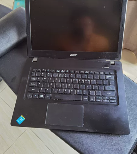 宏基acer travelmate p23...