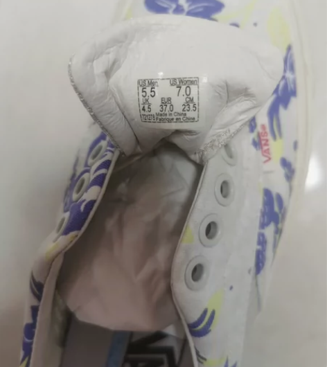 vans正品37码 感兴趣的话点“我想要”...