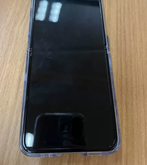 三星翻盖手机，几乎全新 感兴趣的话点“我想...