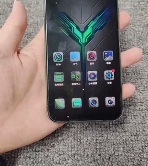 #粉丝福利# 小米黑鲨2 感兴趣的话点“我...