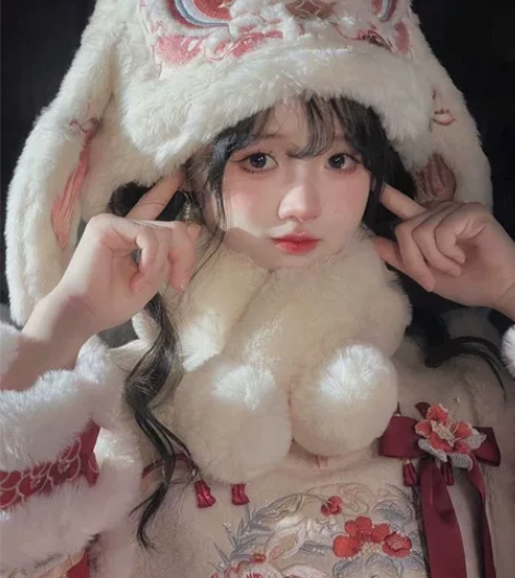 秋冬季新款卡通可爱毛绒毛球保暖帽子学生加绒...