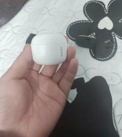 漫步者花在zero buds    没怎么...