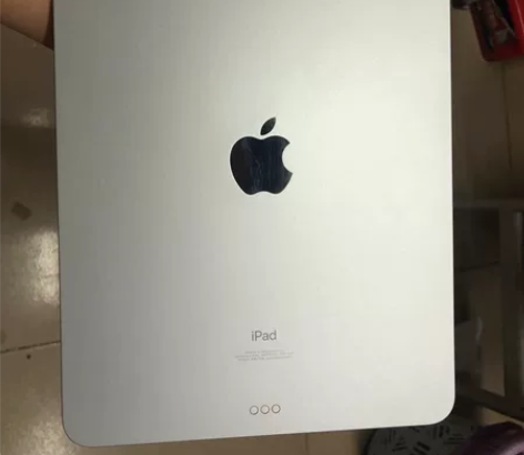 出自用iPad pro2021。Wi-Fi...