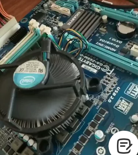 出一片技嘉Z68m-D2H主板,功能全部正...