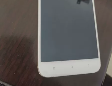 小米5x手机，4+64g，高通骁龙625处...