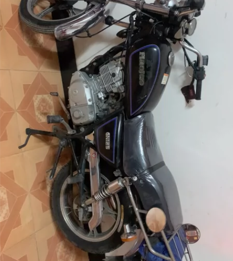 GN豪爵太子车。链条机。发动机很好。没有修...