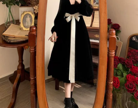 大码绑带蝴蝶结连衣裙 秋冬法式高级感丝绒可...