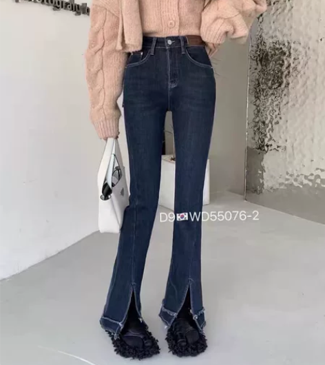 全新 复古开叉弹力微喇裤牛仔裤女2022冬...