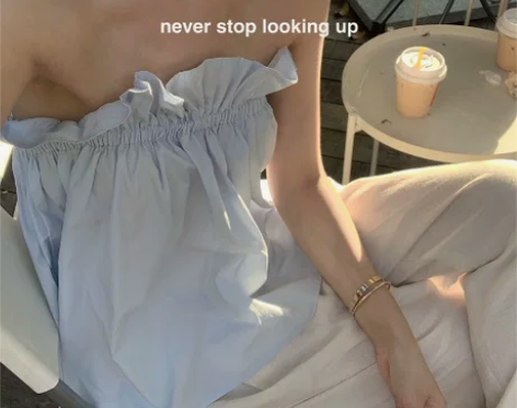 ?夏季外穿无袖挂脖上衣女气质露肩内搭设计感...