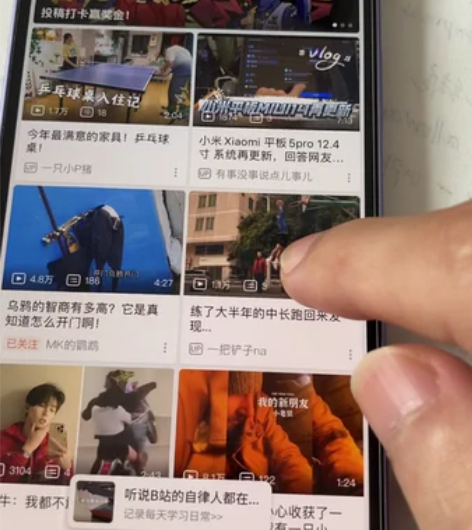 苹果12紫256，刚出紫色时我姐买的，然后...