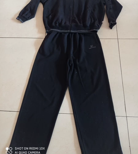 男士运动套装，175尺码，胸围130，衣长...