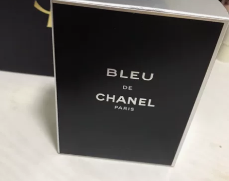 香奈儿蔚蓝男士香水100ml，未用过。 感...