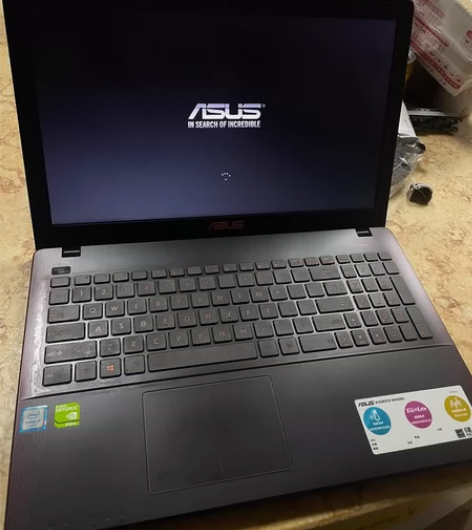 华硕X550VQ游戏笔记本。I7-6700...