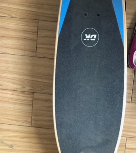 deckwar 陆地冲浪板，32寸，滑了不...