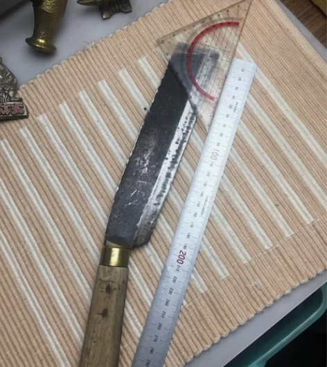日本二手柴刀清代乃兼黄铜箍铭刻保险两个字，...