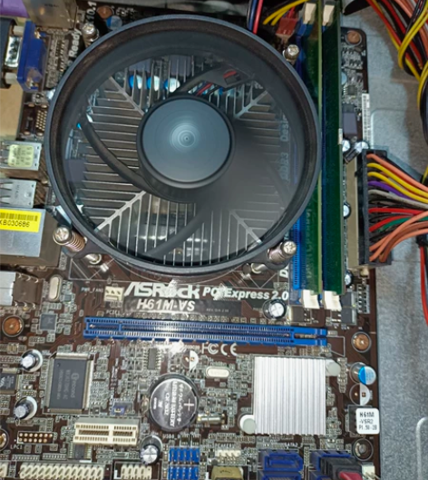 华擎H61M-VS主板 ,胜创 DDR3 ...