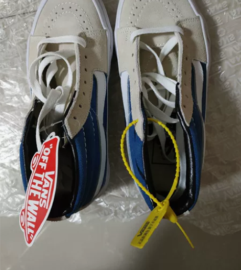 正品vans中帮板鞋，36.5码，穿着稍有...