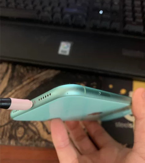 苹果11国航 绿色 128G 对象换了14...