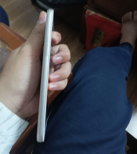 二手OPPOA5/A57 面容解锁 原装学...