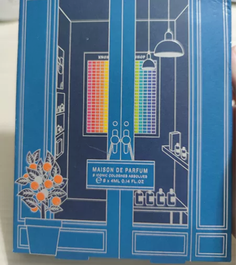 【低价包邮出】欧珑香水衣橱小样8支 如图，...