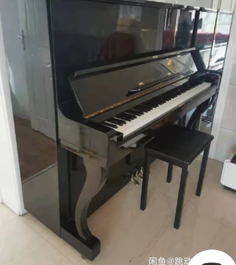 二手进口德国钢琴一台，便宜处理了 感兴趣的...